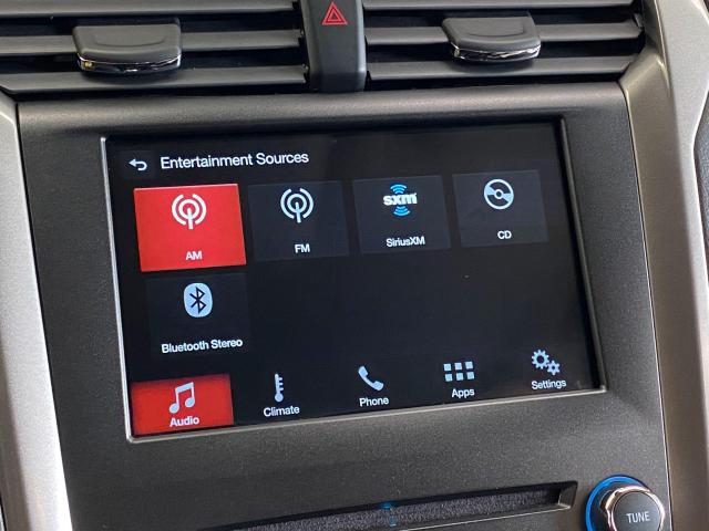 2018 Ford Fusion SE TECH+ApplePlay+BlindSpot+LaneKeep+ACCIDENT FREE Photo32