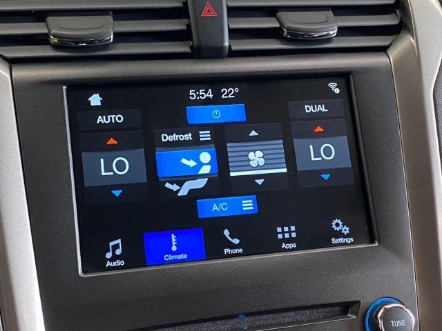 2018 Ford Fusion SE TECH+ApplePlay+BlindSpot+LaneKeep+ACCIDENT FREE Photo33