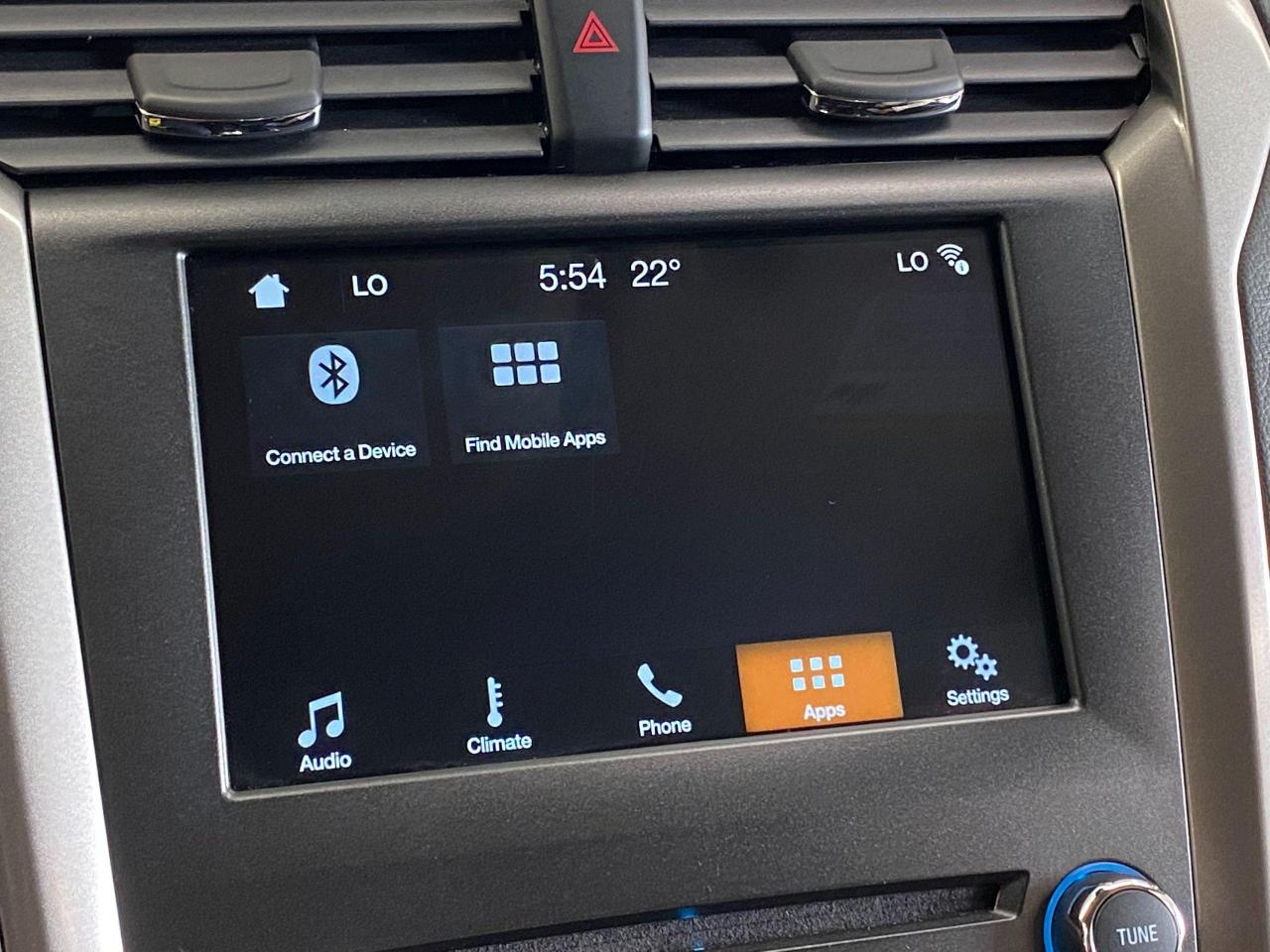 2018 Ford Fusion SE TECH+ApplePlay+BlindSpot+LaneKeep+ACCIDENT FREE - Photo #37