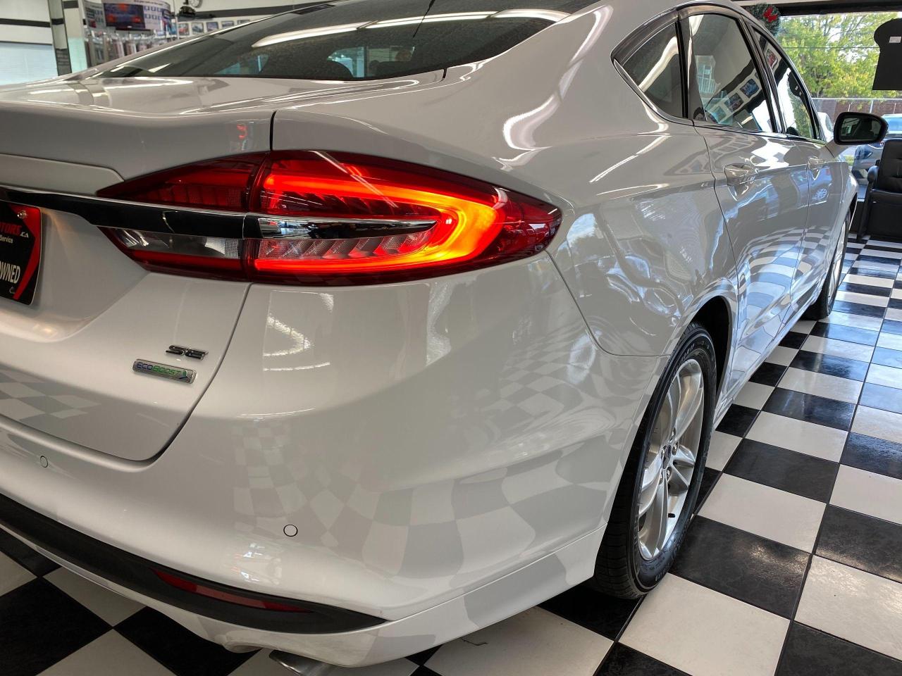 2018 Ford Fusion SE TECH+ApplePlay+BlindSpot+LaneKeep+ACCIDENT FREE - Photo #43