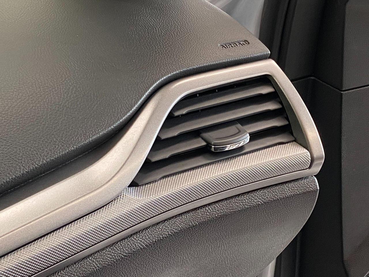 2018 Ford Fusion SE TECH+ApplePlay+BlindSpot+LaneKeep+ACCIDENT FREE - Photo #49
