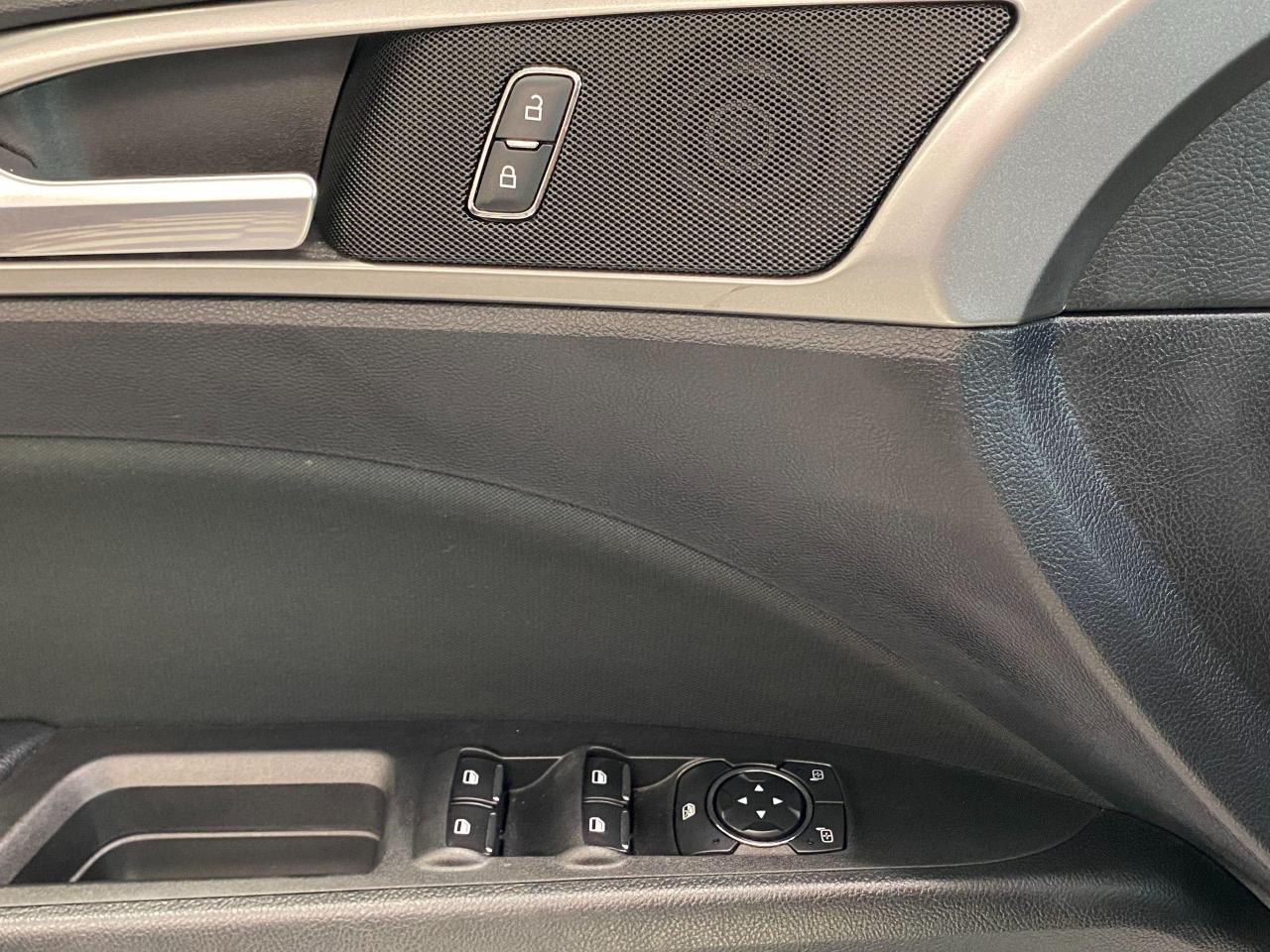 2018 Ford Fusion SE TECH+ApplePlay+BlindSpot+LaneKeep+ACCIDENT FREE - Photo #61