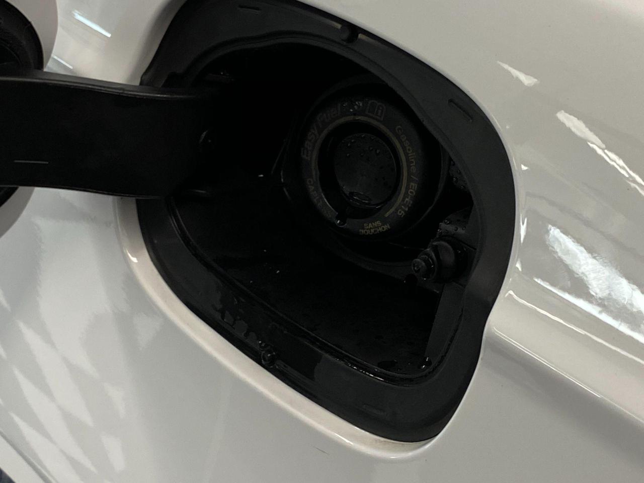 2018 Ford Fusion SE TECH+ApplePlay+BlindSpot+LaneKeep+ACCIDENT FREE - Photo #71