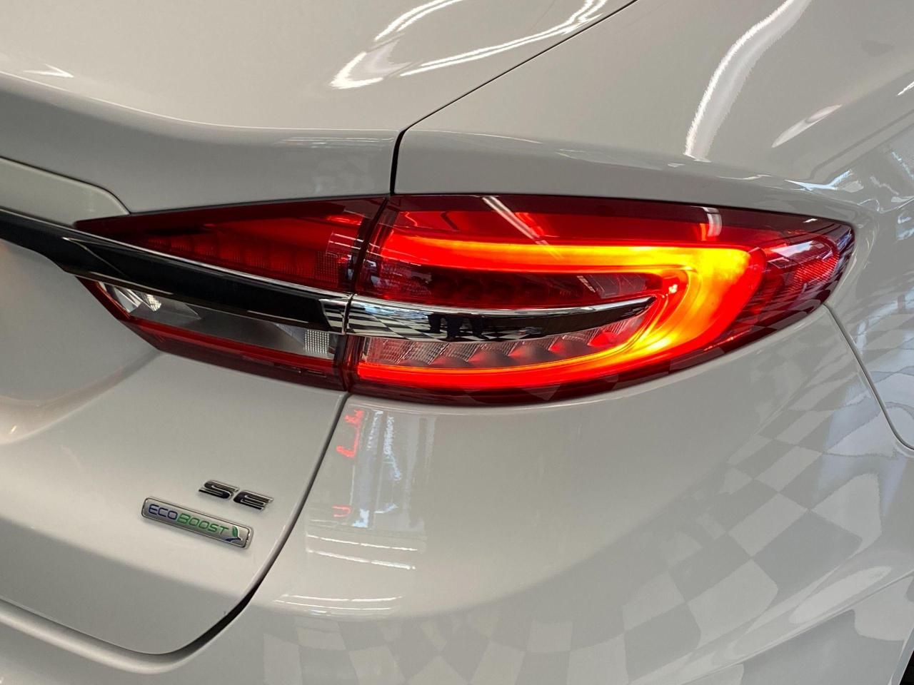 2018 Ford Fusion SE TECH+ApplePlay+BlindSpot+LaneKeep+ACCIDENT FREE - Photo #74