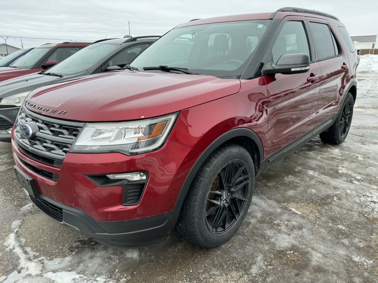 2019 Ford Explorer XLT Photo0