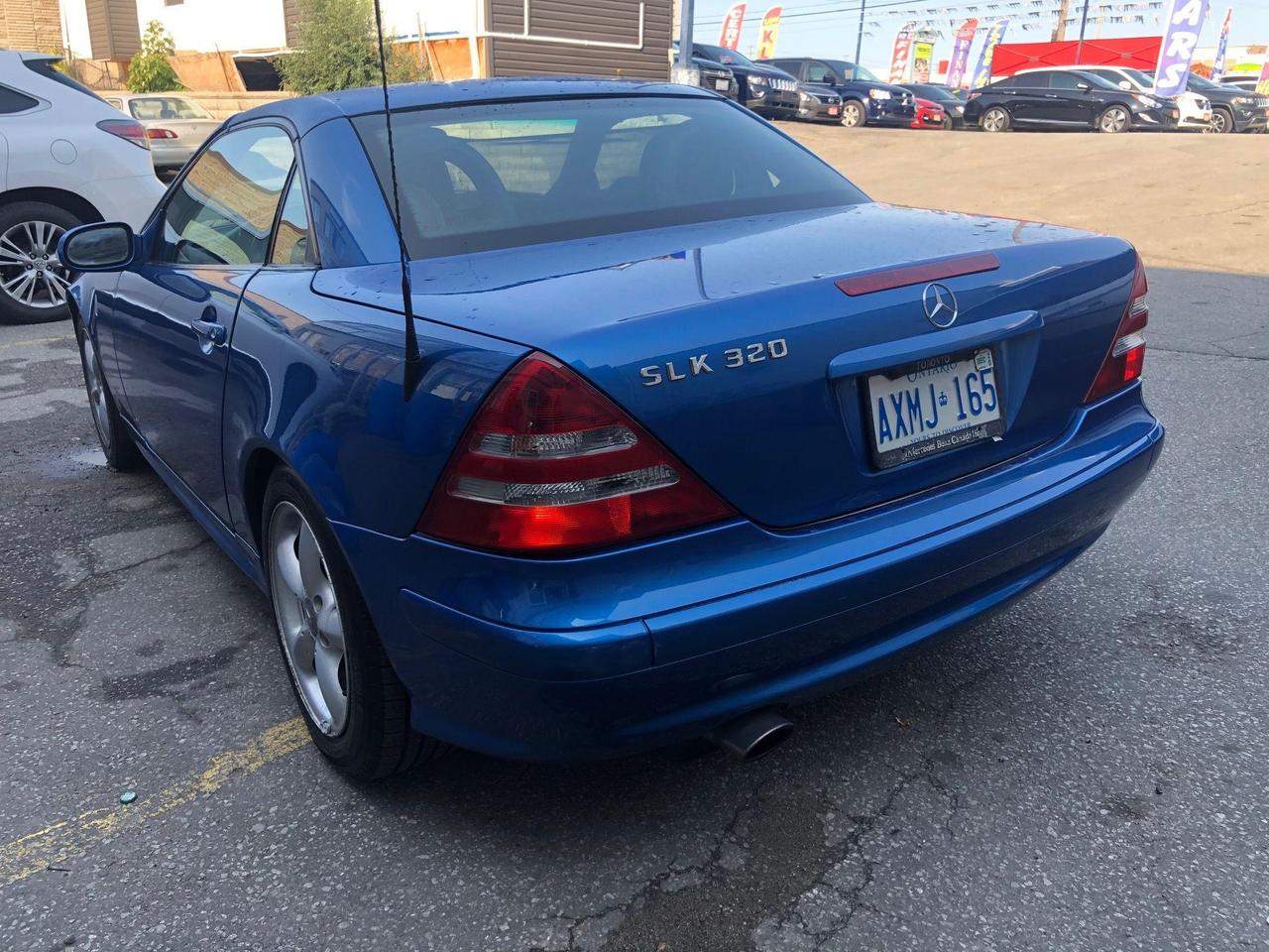 2002 Mercedes-Benz SLK Powerful 3.2L V6, Auto, Power Top. Certified Photo
