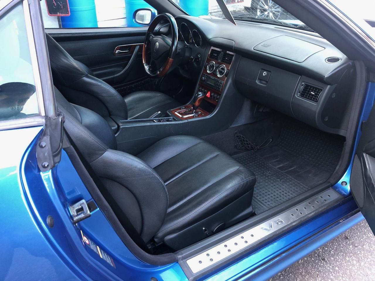 2002 Mercedes-Benz SLK Powerful 3.2L V6, Auto, Power Top. Certified - Photo #16