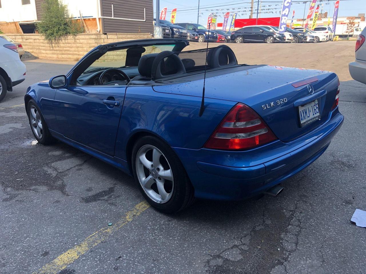 2002 Mercedes-Benz SLK Powerful 3.2L V6, Auto, Power Top. Certified Photo