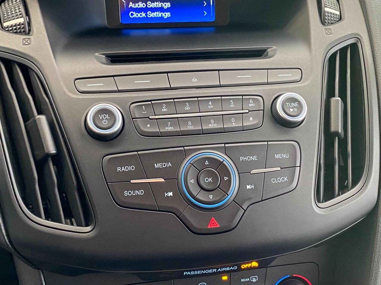 2016 Ford Focus S+Camera+Bluetooth+Cruise+ACCIDENT FREE - Photo #33