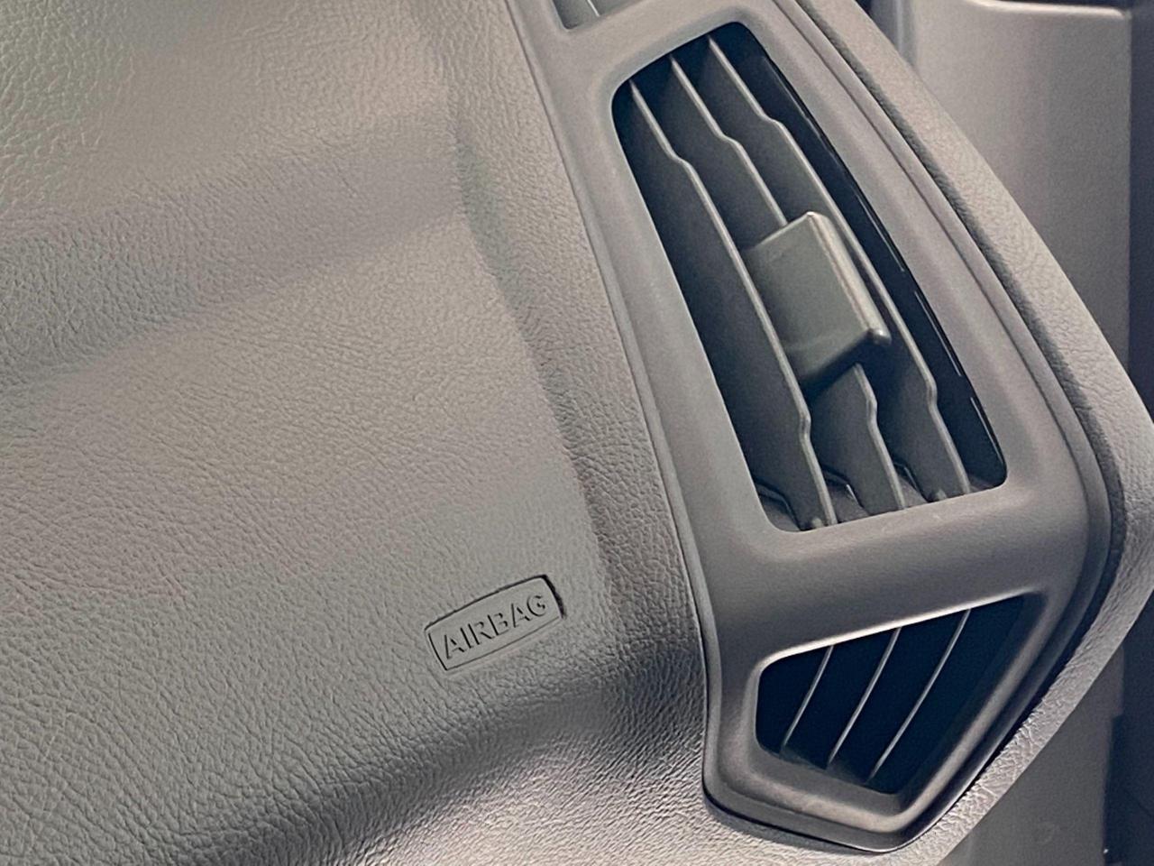 2016 Ford Focus S+Camera+Bluetooth+Cruise+ACCIDENT FREE - Photo #48