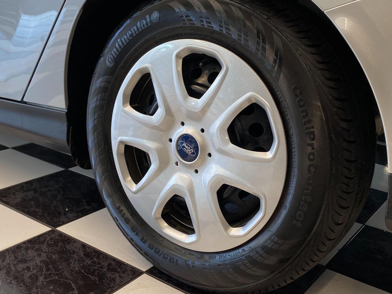 2016 Ford Focus S+Camera+Bluetooth+Cruise+ACCIDENT FREE - Photo #56