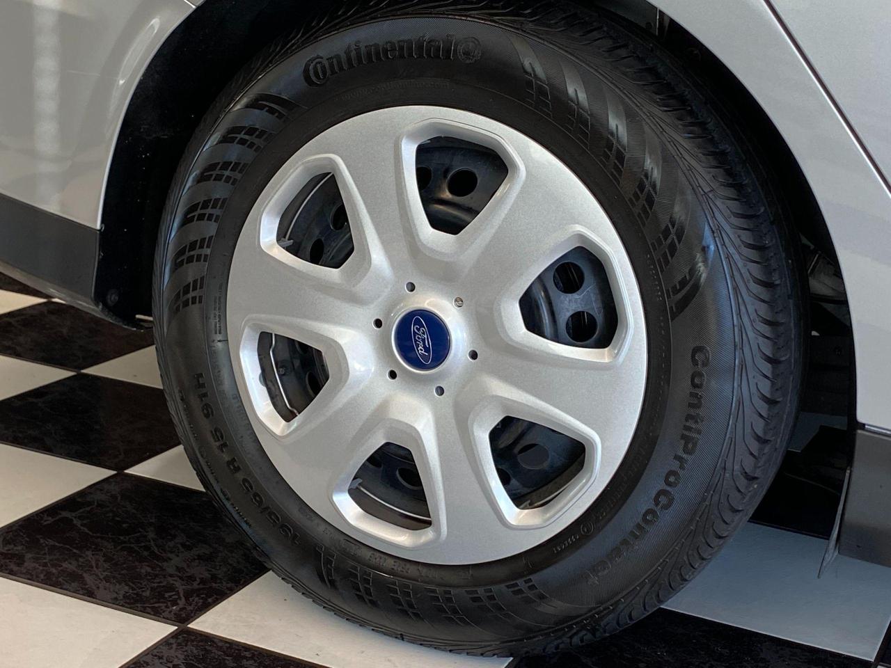 2016 Ford Focus S+Camera+Bluetooth+Cruise+ACCIDENT FREE - Photo #57
