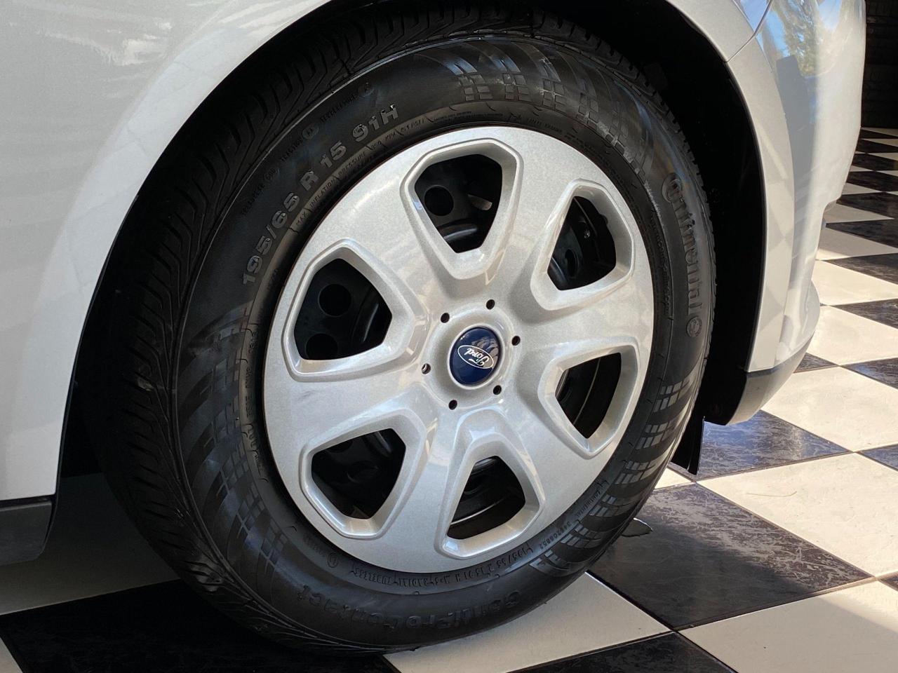 2016 Ford Focus S+Camera+Bluetooth+Cruise+ACCIDENT FREE - Photo #58