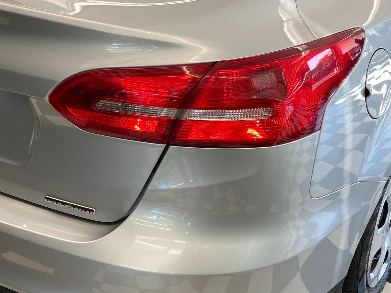 2016 Ford Focus S+Camera+Bluetooth+Cruise+ACCIDENT FREE - Photo #65