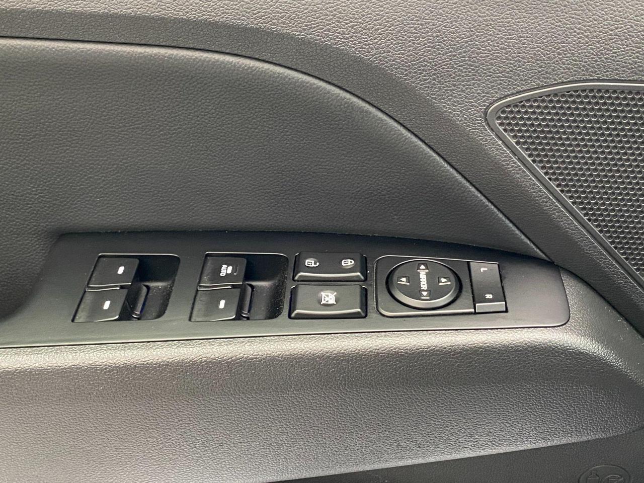 2020 Hyundai Elantra Luxury+Adaptive Cruise+Lane Keep+ACCIDENT FREE Photo53