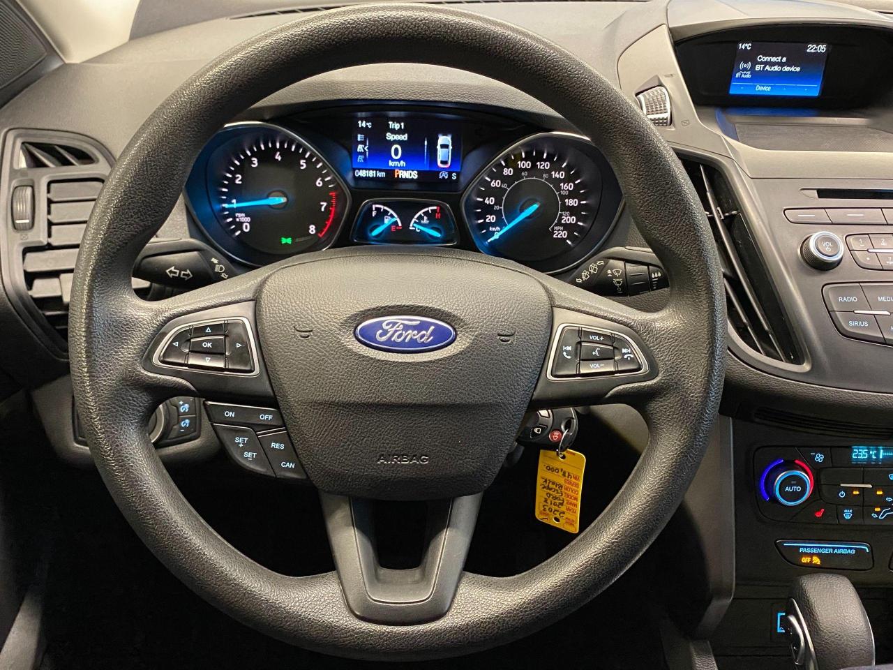 2018 Ford Escape SE 4WD+Camera+New Tires & Brakes+ACCIDENT FREE - Photo #9