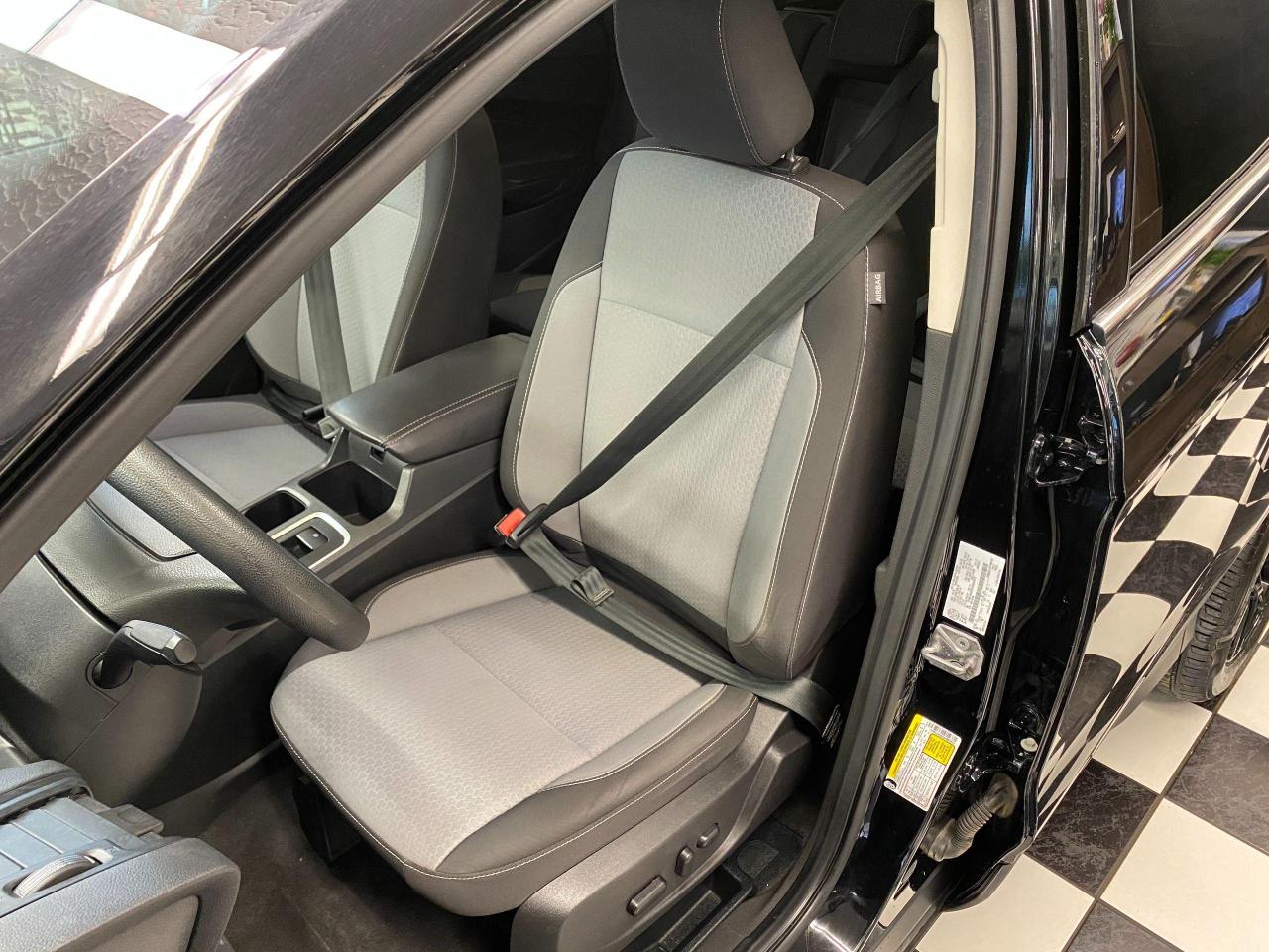 2018 Ford Escape SE 4WD+Camera+New Tires & Brakes+ACCIDENT FREE - Photo #19