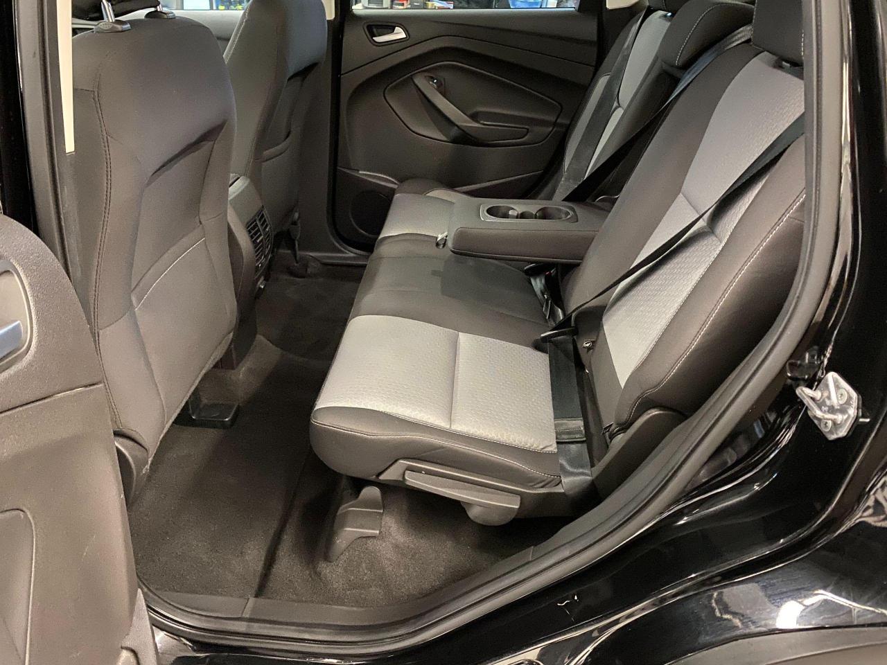 2018 Ford Escape SE 4WD+Camera+New Tires & Brakes+ACCIDENT FREE - Photo #23
