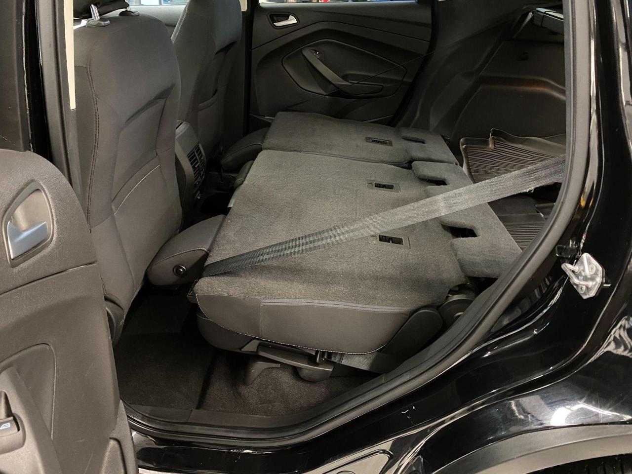 2018 Ford Escape SE 4WD+Camera+New Tires & Brakes+ACCIDENT FREE - Photo #25