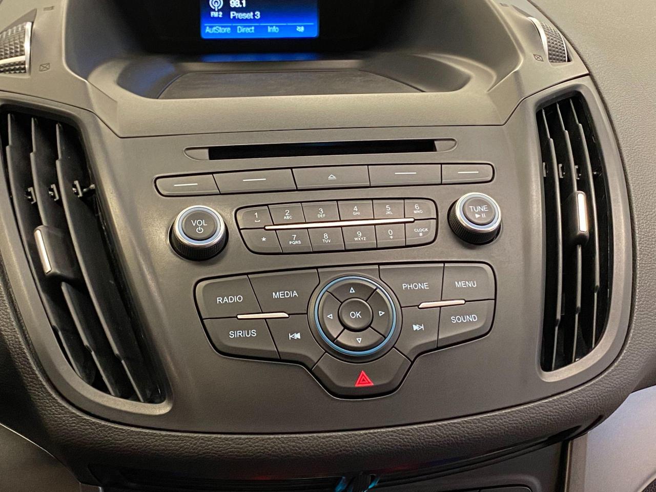 2018 Ford Escape SE 4WD+Camera+New Tires & Brakes+ACCIDENT FREE - Photo #34