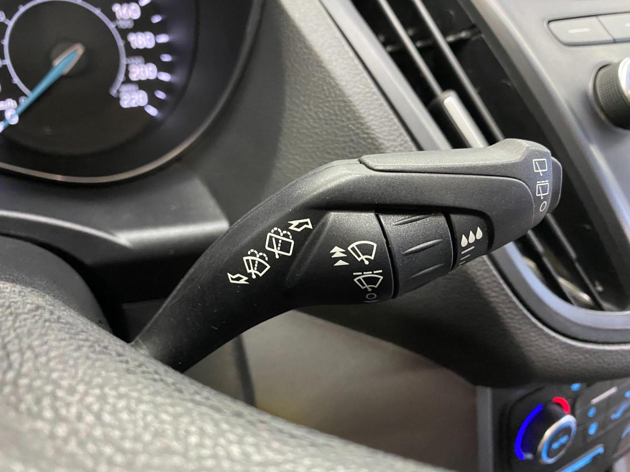 2018 Ford Escape SE 4WD+Camera+New Tires & Brakes+ACCIDENT FREE - Photo #56