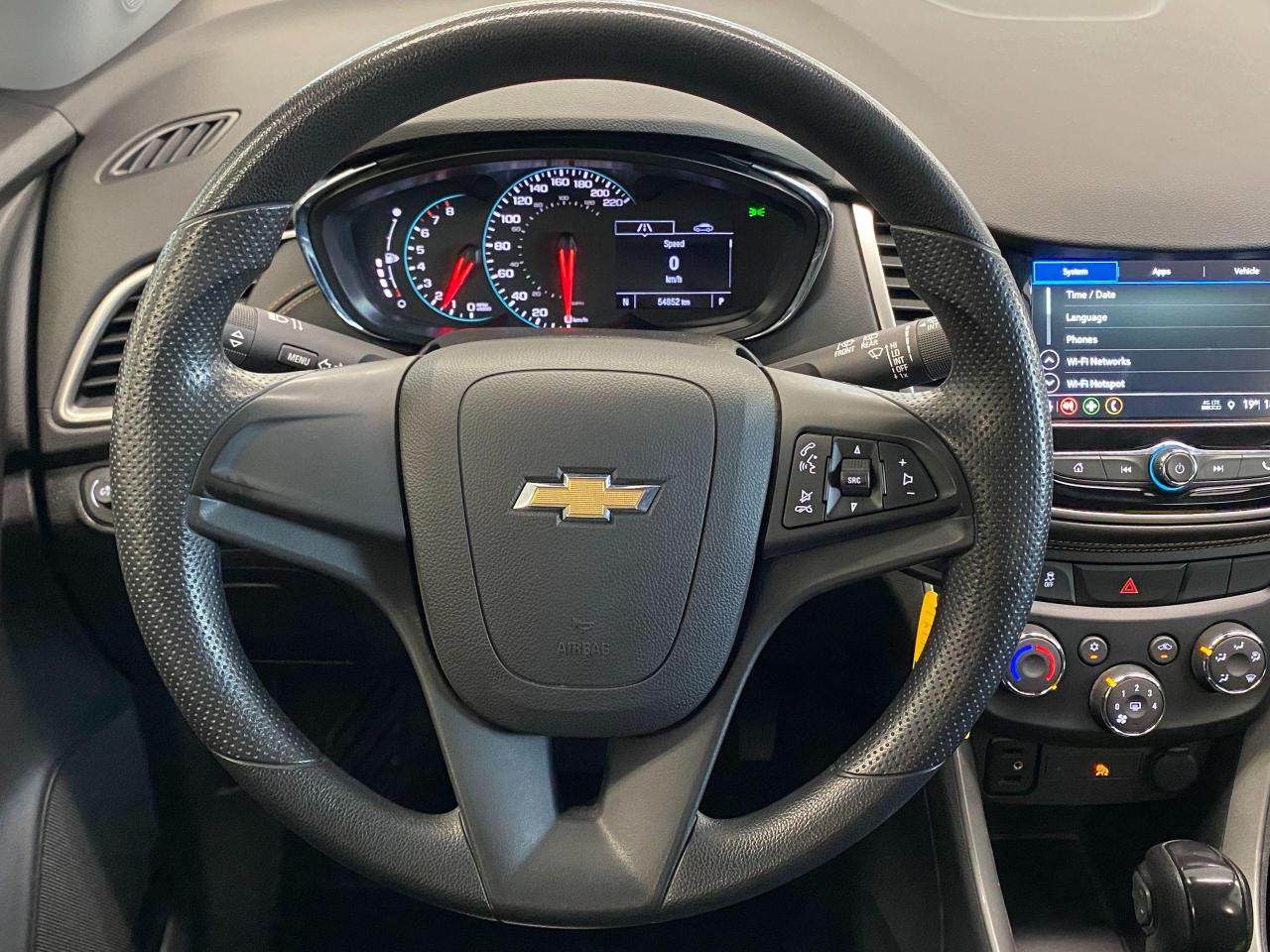 2019 Chevrolet Trax LS+Apple CarPlay+Camera+Bluetooth+ACCIDENT FREE Photo9