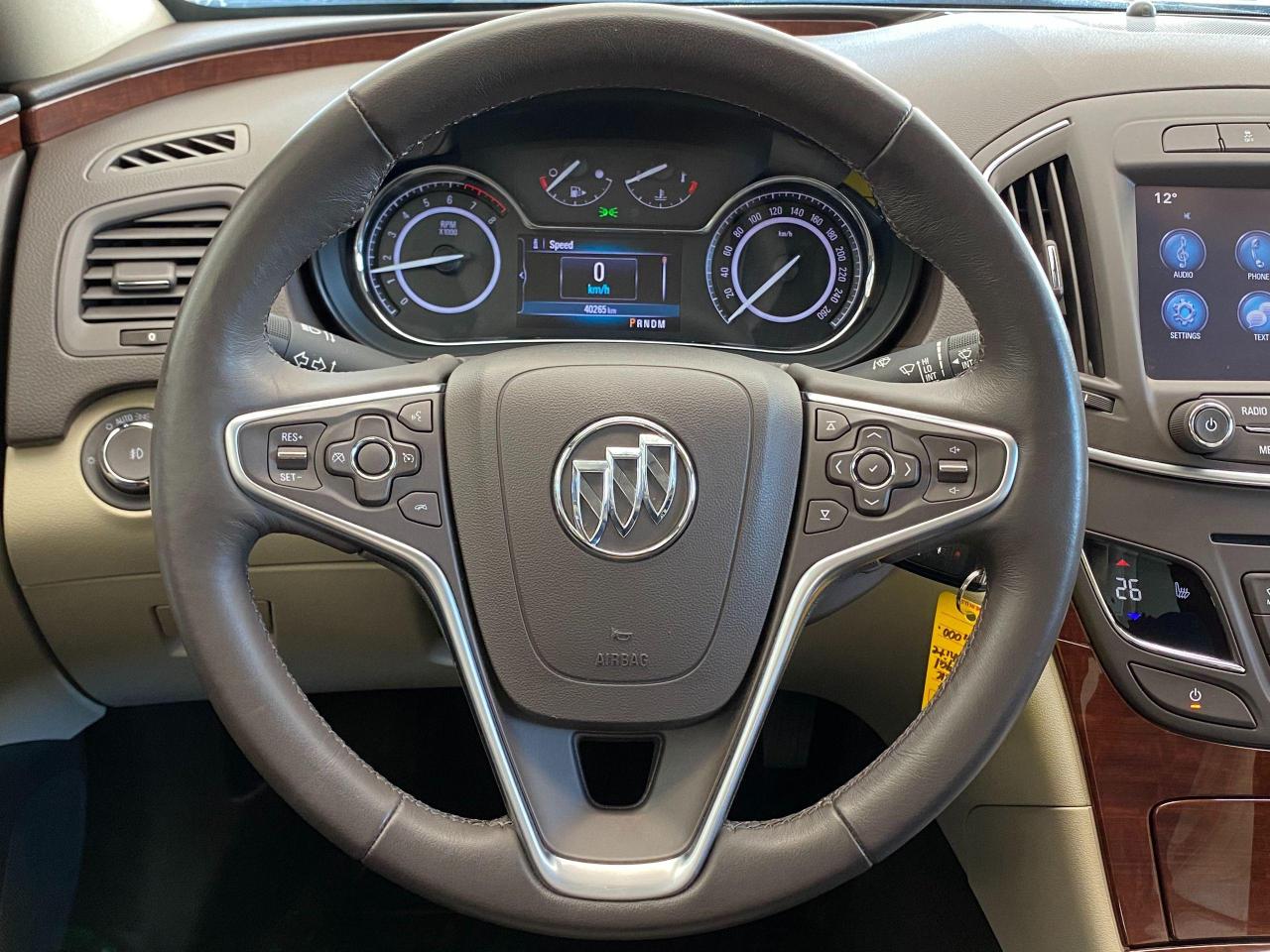 2017 Buick Regal Sport Touring+Apple Play+New Tires+ACCIDENT FREE - Photo #9