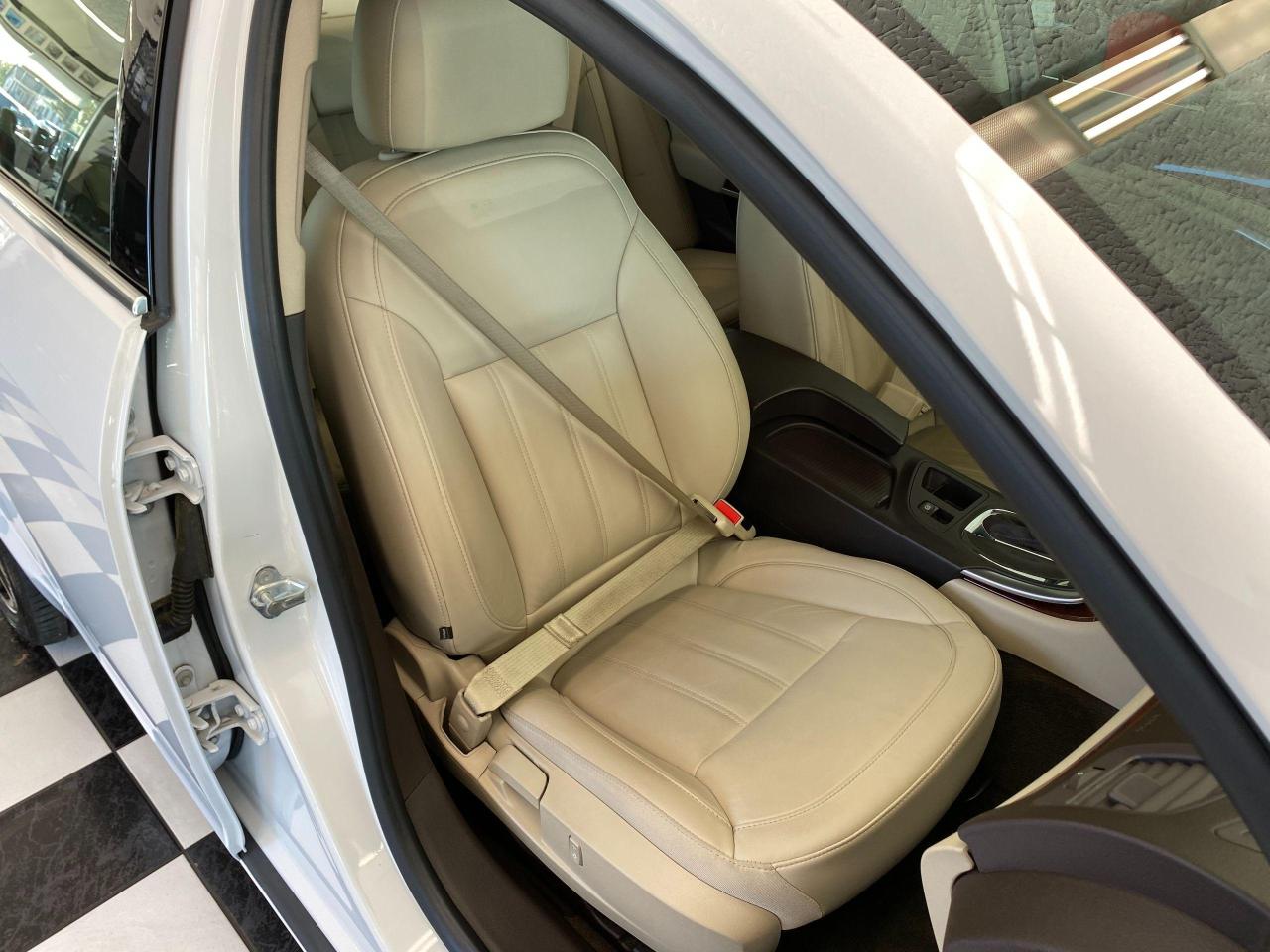 2017 Buick Regal Sport Touring+Apple Play+New Tires+ACCIDENT FREE - Photo #22