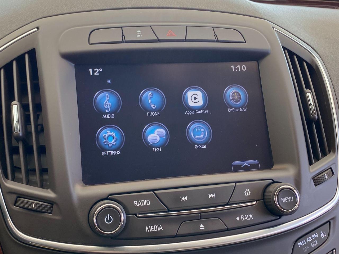 2017 Buick Regal Sport Touring+Apple Play+New Tires+ACCIDENT FREE - Photo #31