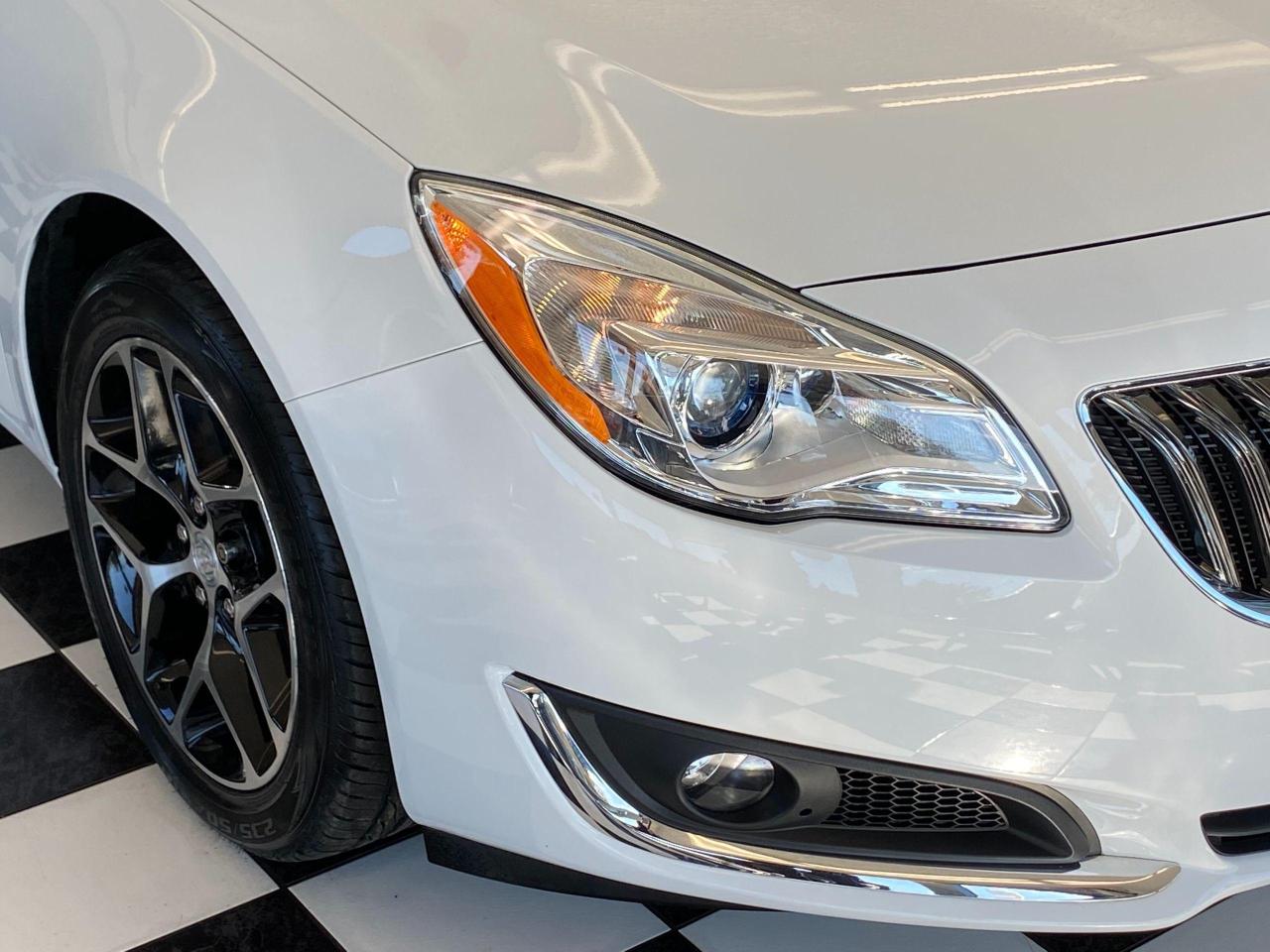 2017 Buick Regal Sport Touring+Apple Play+New Tires+ACCIDENT FREE - Photo #37