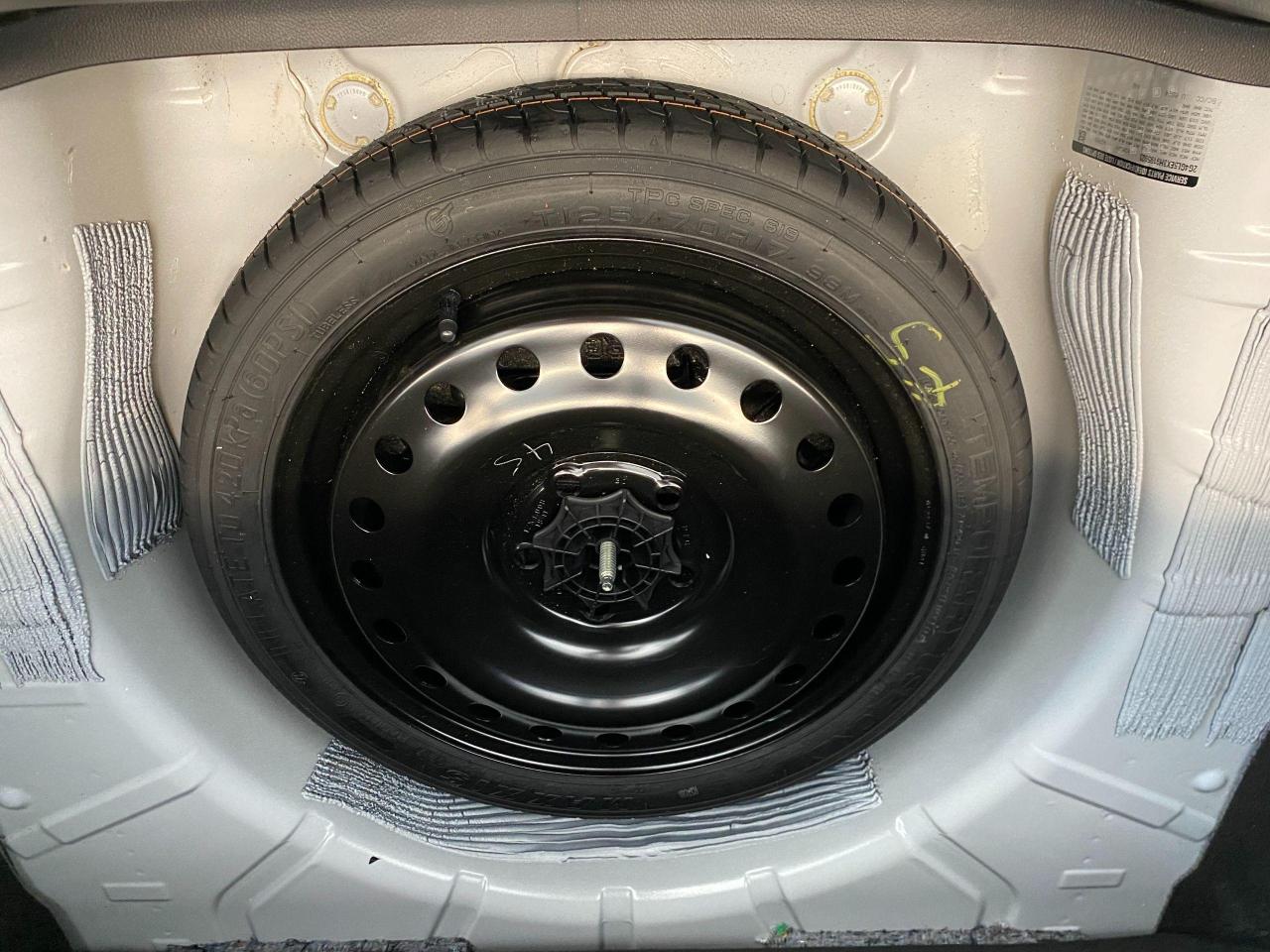2017 Buick Regal Sport Touring+Apple Play+New Tires+ACCIDENT FREE - Photo #64