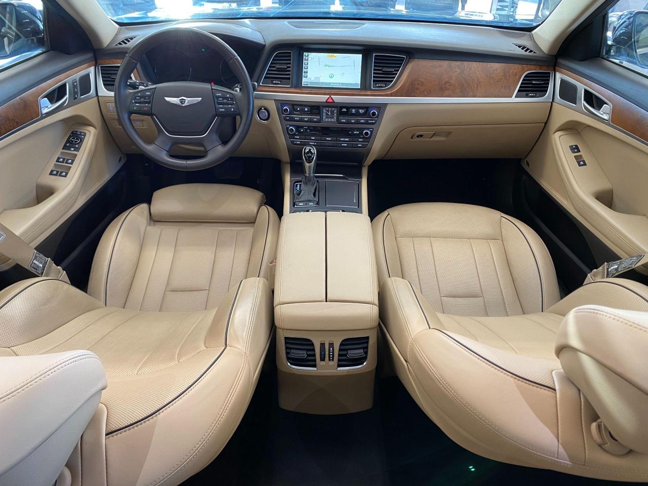 2015 Hyundai Genesis Technology+Adaptive Cruise+New Tires+ACCIDENT FREE Photo7