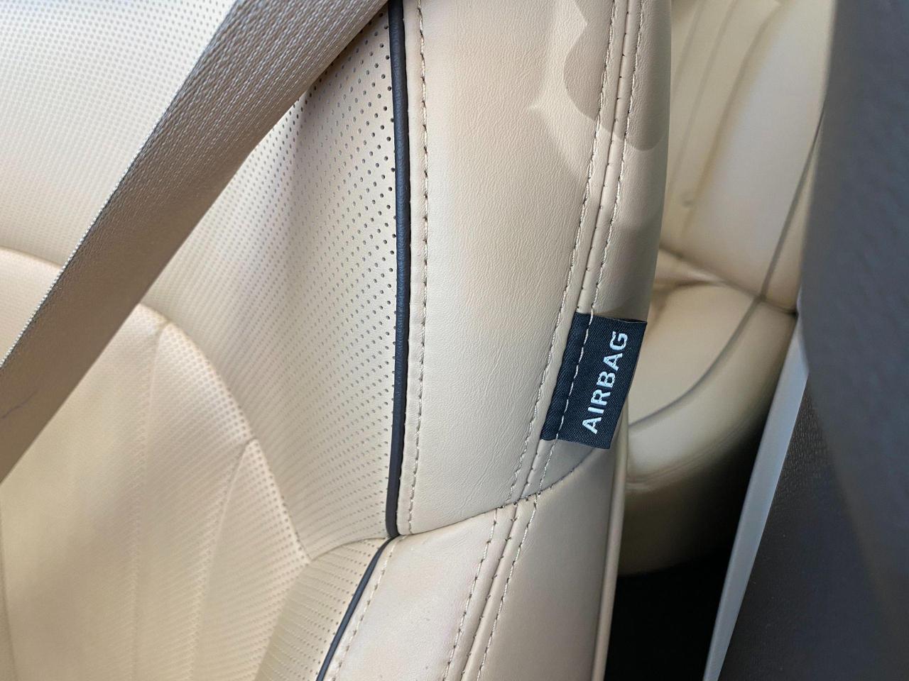 2015 Hyundai Genesis Technology+Adaptive Cruise+New Tires+ACCIDENT FREE - Photo #45