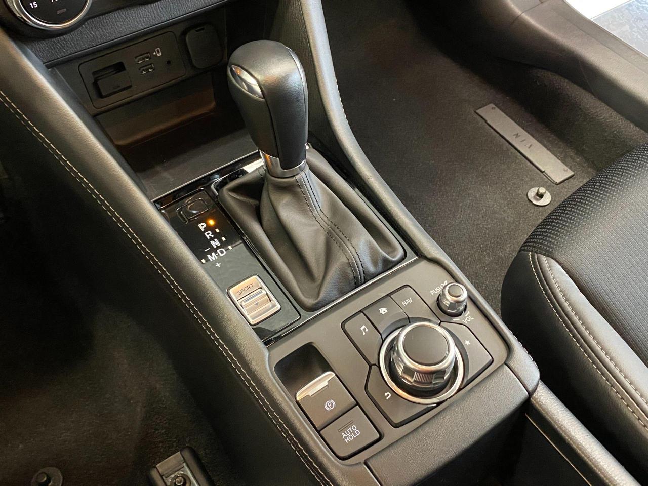 2019 Mazda CX-3 GS AWD+Roof+Blind Spot+Apple Play+ACCIDENT FREE - Photo #38