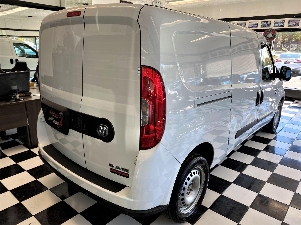 2016 RAM ProMaster SLT+Camera+New Tires+Keyless Entry+ACCIDENT FREE - Photo #4