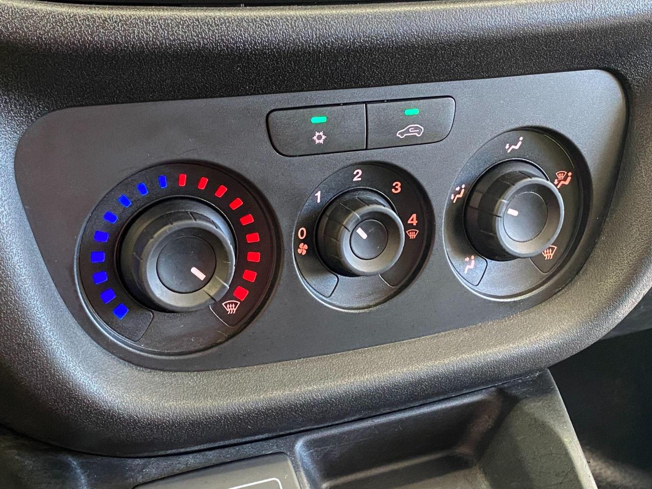 2016 RAM ProMaster SLT+Camera+New Tires+Keyless Entry+ACCIDENT FREE - Photo #30