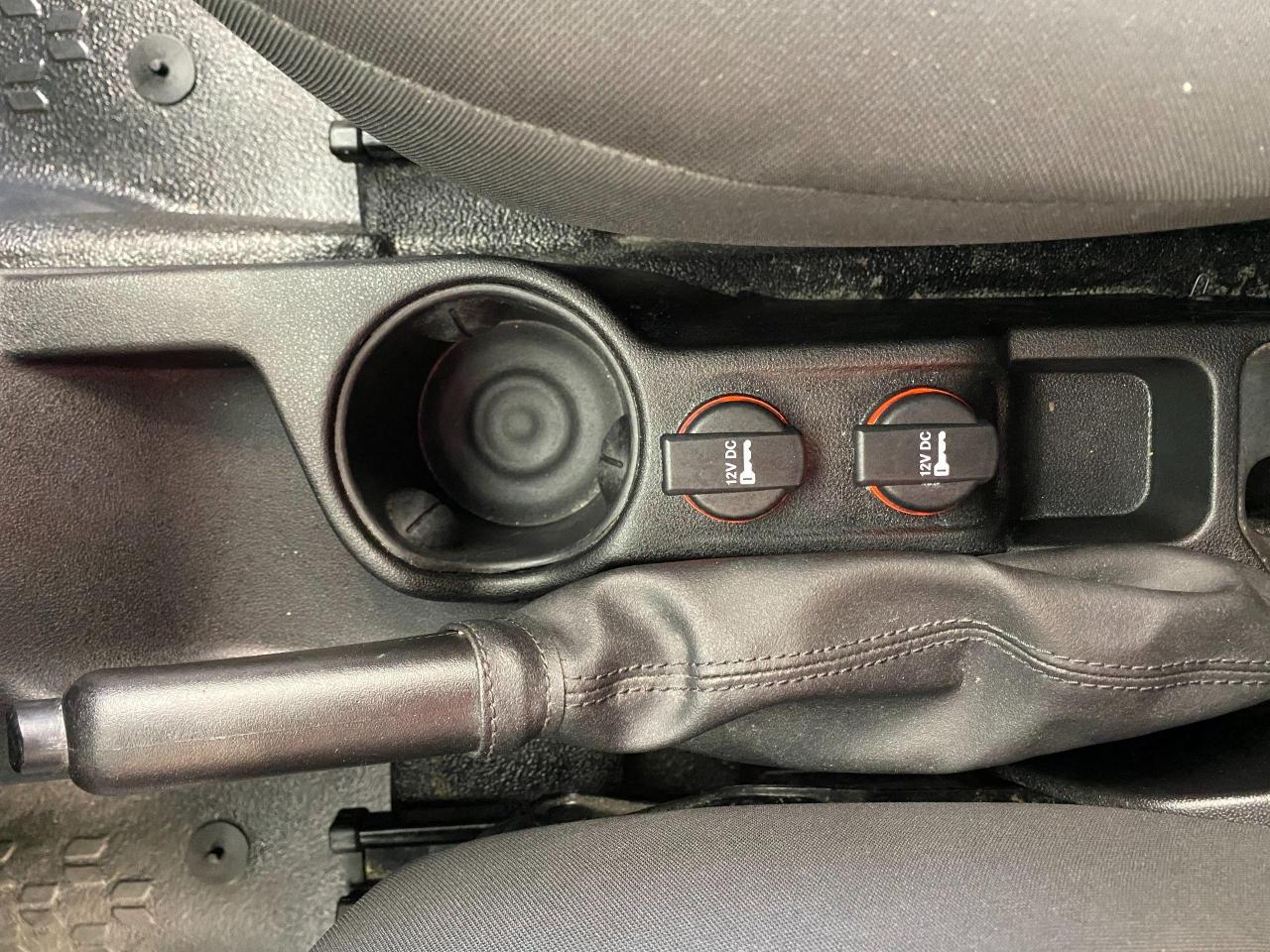 2016 RAM ProMaster SLT+Camera+New Tires+Keyless Entry+ACCIDENT FREE - Photo #43