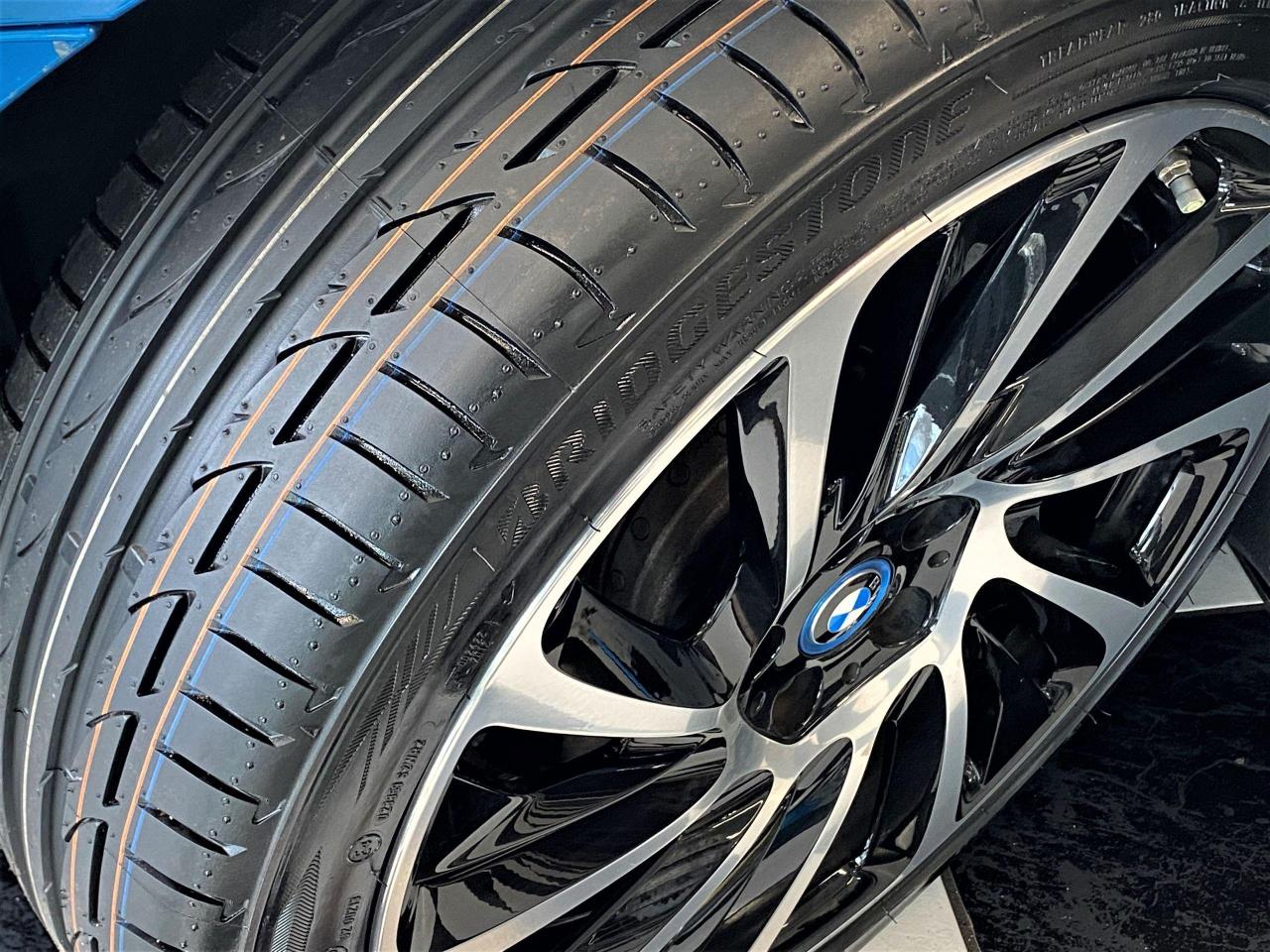 2016 BMW i8 TECH+360Camera+New Bridgestone Tires+ACCIDENT FREE - Photo #11
