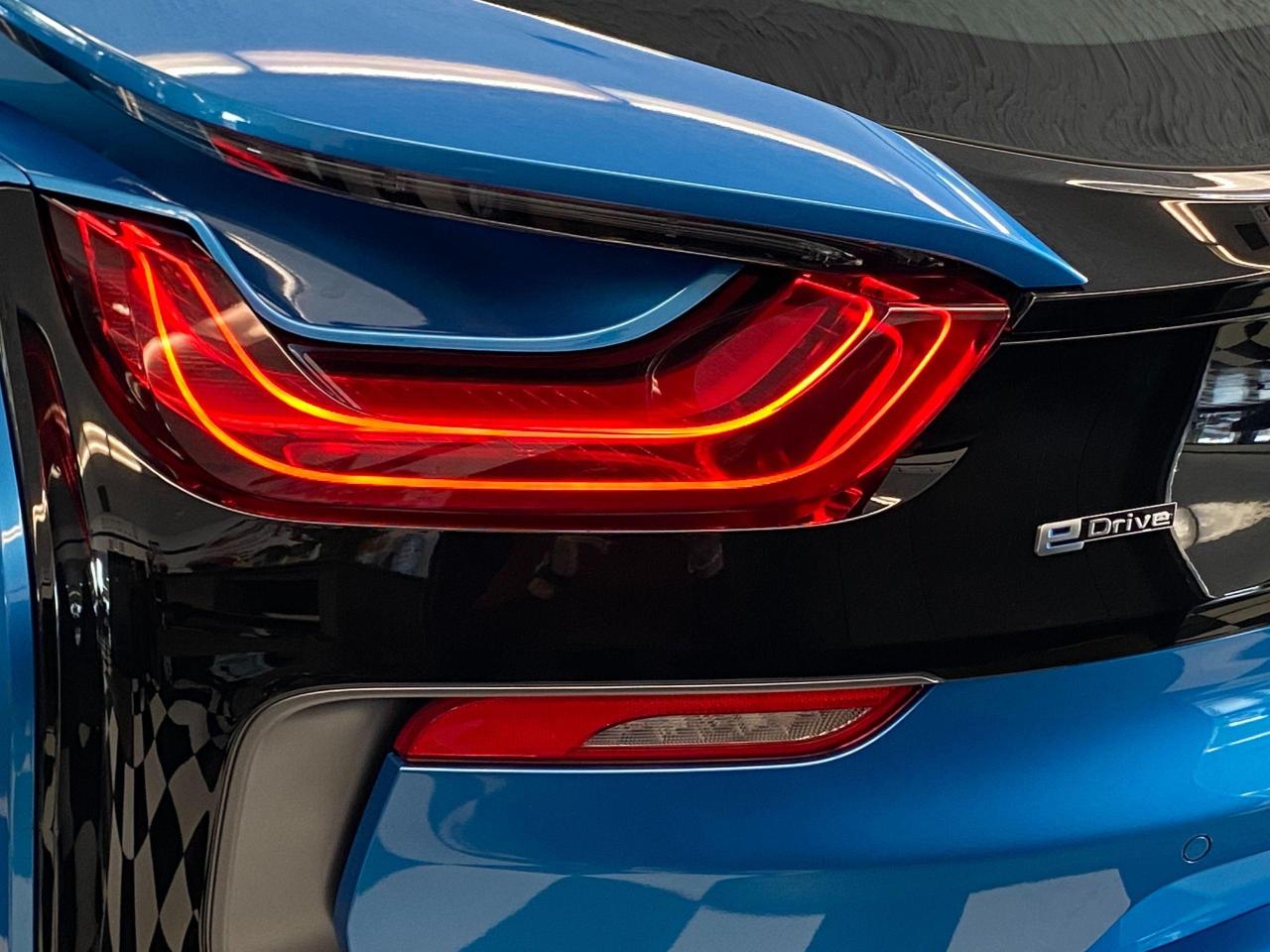 2016 BMW i8 TECH+360Camera+New Bridgestone Tires+ACCIDENT FREE - Photo #57
