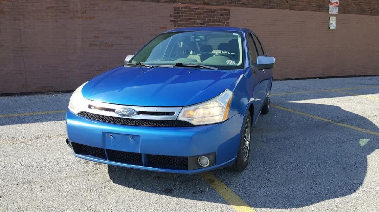 2010 Ford Focus SE Photo