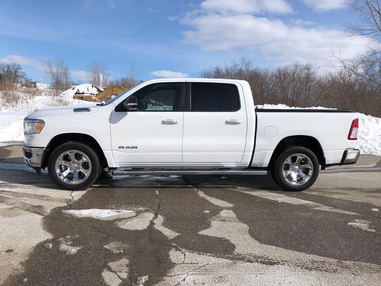 2019 RAM 1500 CREW CAB 4X4 BIG HORN - Photo #2