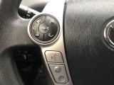 2018 Toyota Prius v HYBRID • No accidents!