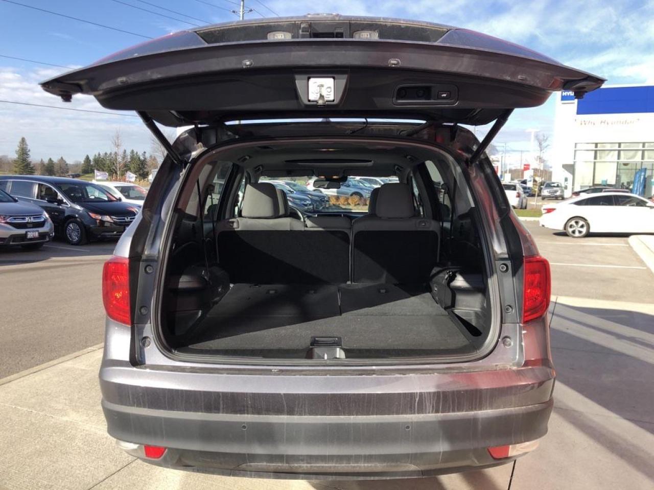 2018 Honda Pilot EX-L NAVI Photo3