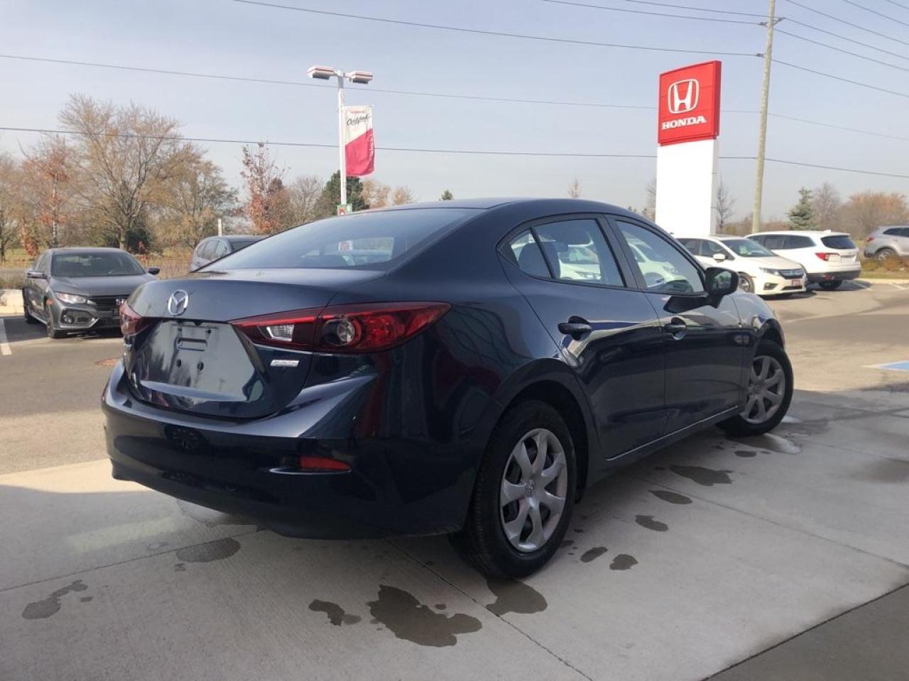 2018 Mazda MAZDA3 GX Photo4