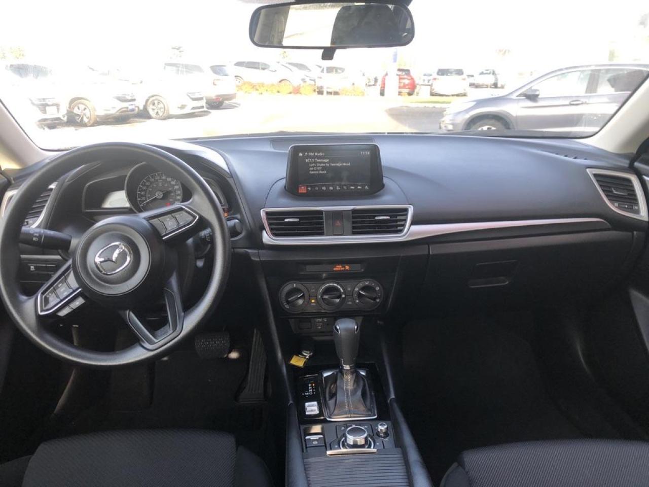 2018 Mazda MAZDA3 GX Photo