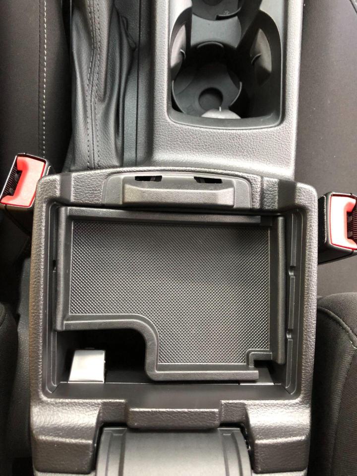 2016 Ford Focus SE+Camera+Heated Seats & Steering+AC+ACCIDENT FREE - Photo #51