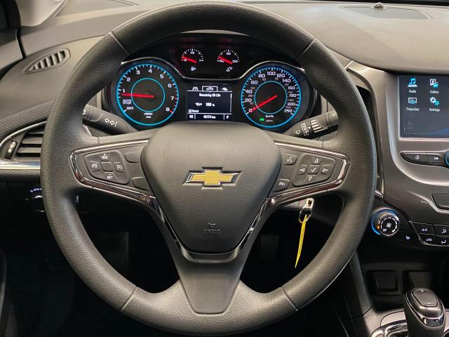 2018 Chevrolet Cruze LT+Apple Play+Camera+Bluetooth+ACCIDENT FREE Photo9