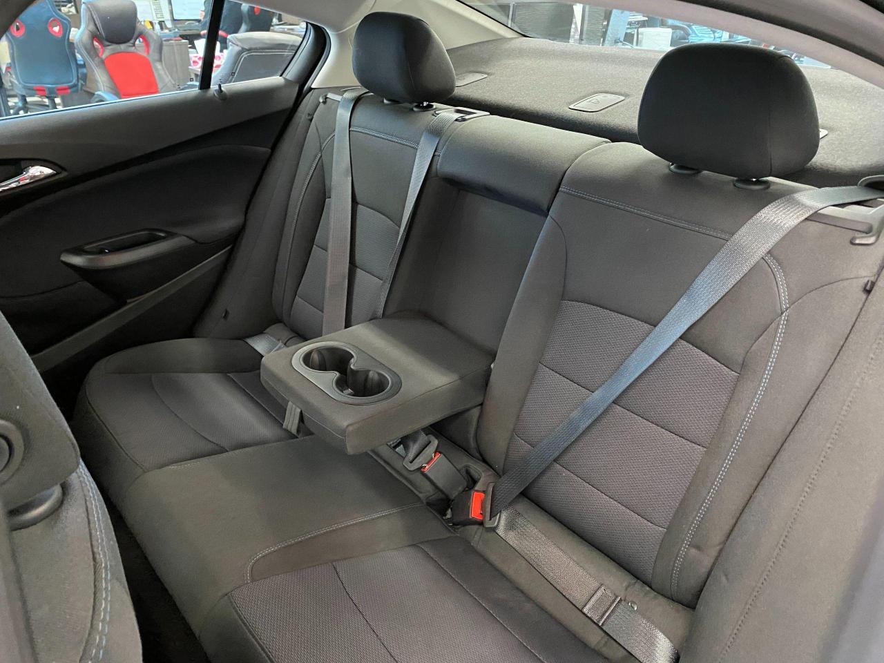 2018 Chevrolet Cruze LT+Apple Play+Camera+Bluetooth+ACCIDENT FREE - Photo #25