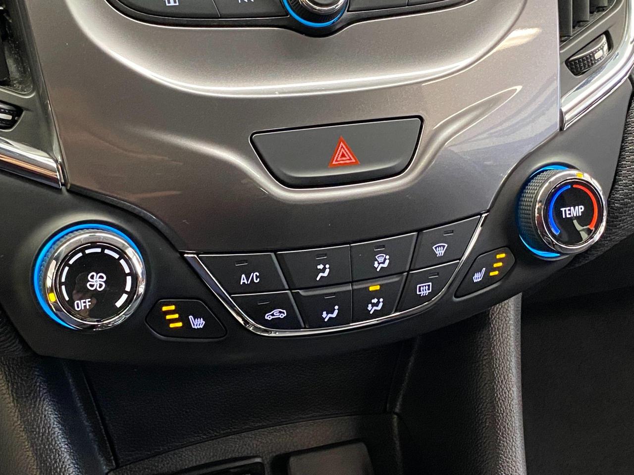 2018 Chevrolet Cruze LT+Apple Play+Camera+Bluetooth+ACCIDENT FREE - Photo #34