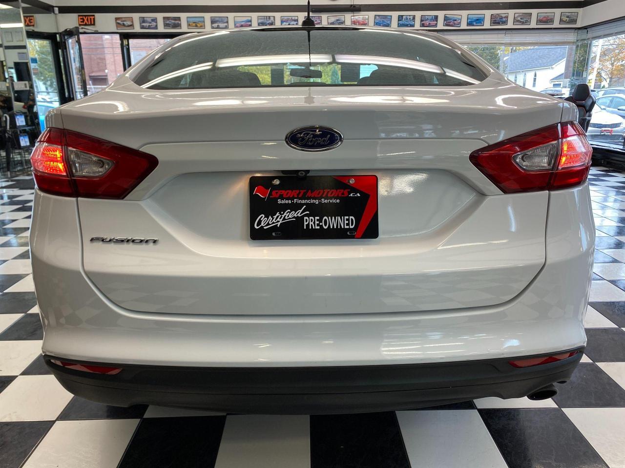 2015 Ford Fusion S+Camera+Bluetooth+New Dunlop Tires+ACCIDENT FREE - Photo #3